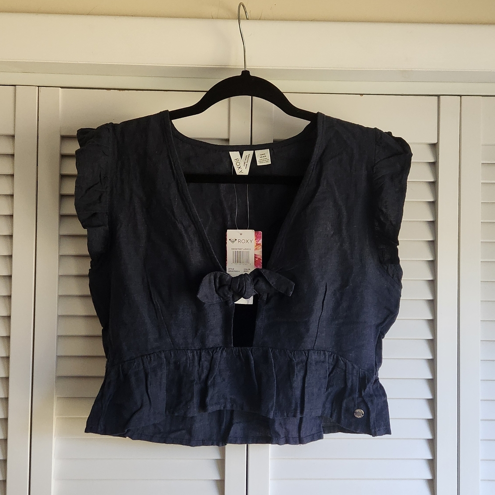 ☀️3/$15 Roxy New Navy Blue Women's crop top